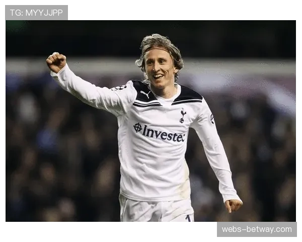 莫德里奇盛赞莱奥称其为非凡天才并认为他是当今世界最出色的球员之一 莫德里奇盛赞莱奥称其为非凡天才并认为他是当今世界最出色的球员之一